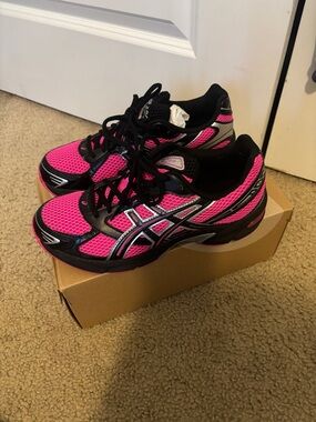 ASICS Women's Pink and Black Running Sneakers with Silver Accents